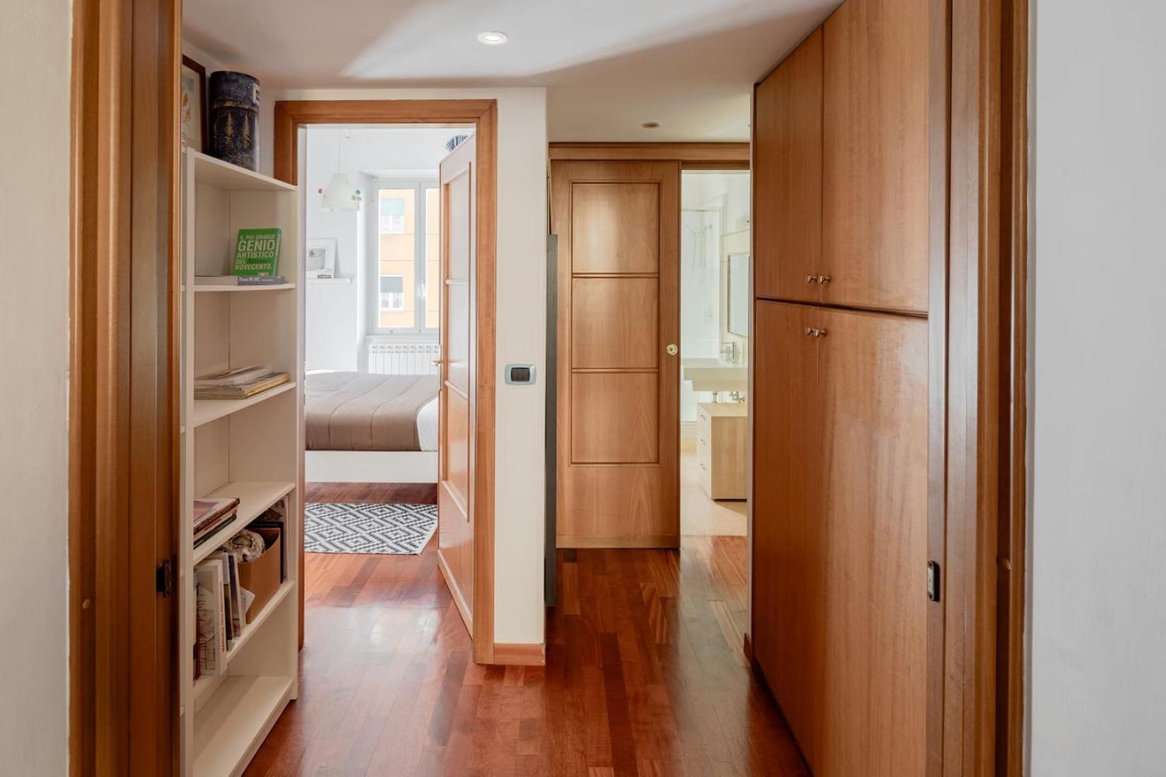 Domus Alberone Apartment *